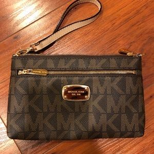 Michael Kors Wristlet